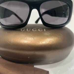 Gucci Black VINTAGE Gucci women’s Sunglasses